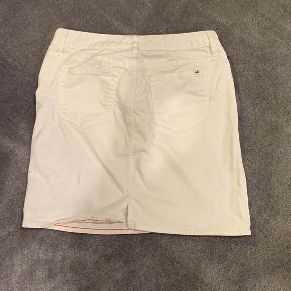 Tommy Hilfiger mini skirt - Picture 5 of 8